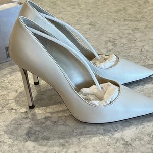 AUTHENTIC JIMMY CHOO 38 Bone Leather Pumps W/box, Dust Bag. Excellent